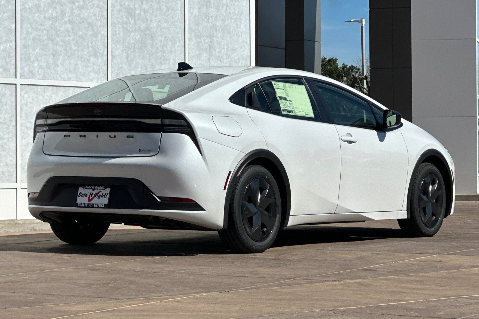 2026 Toyota Prius Plug-in Hybrid SE