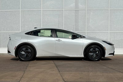2026 Toyota Prius Plug-in Hybrid SE