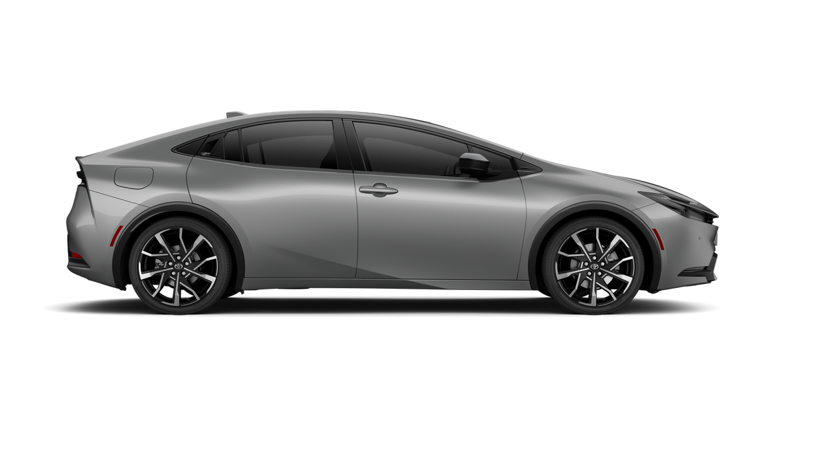 2027 Toyota Prius Plug-in Hybrid XSE