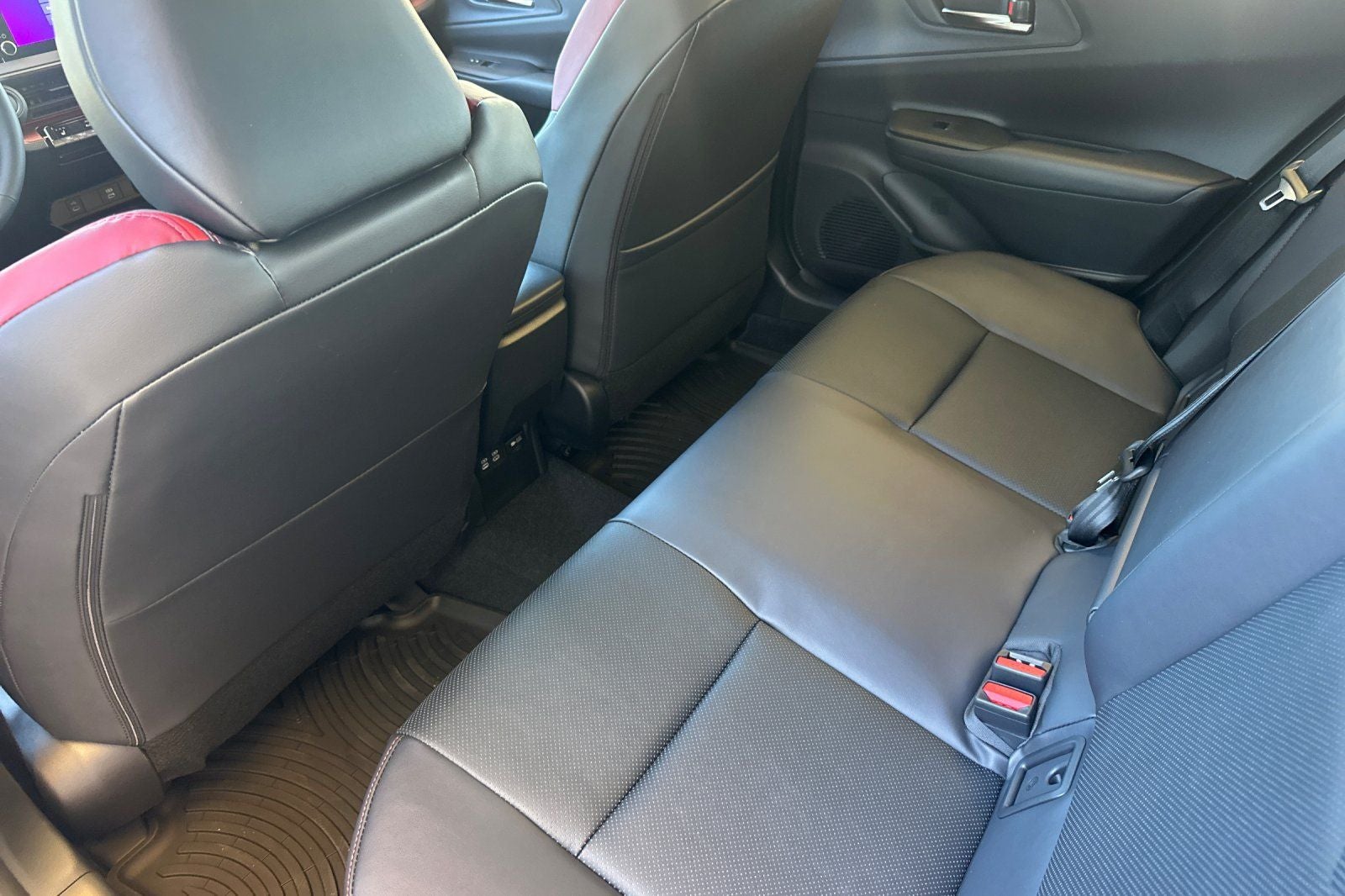 2027 Toyota Prius Plug-in Hybrid XSE
