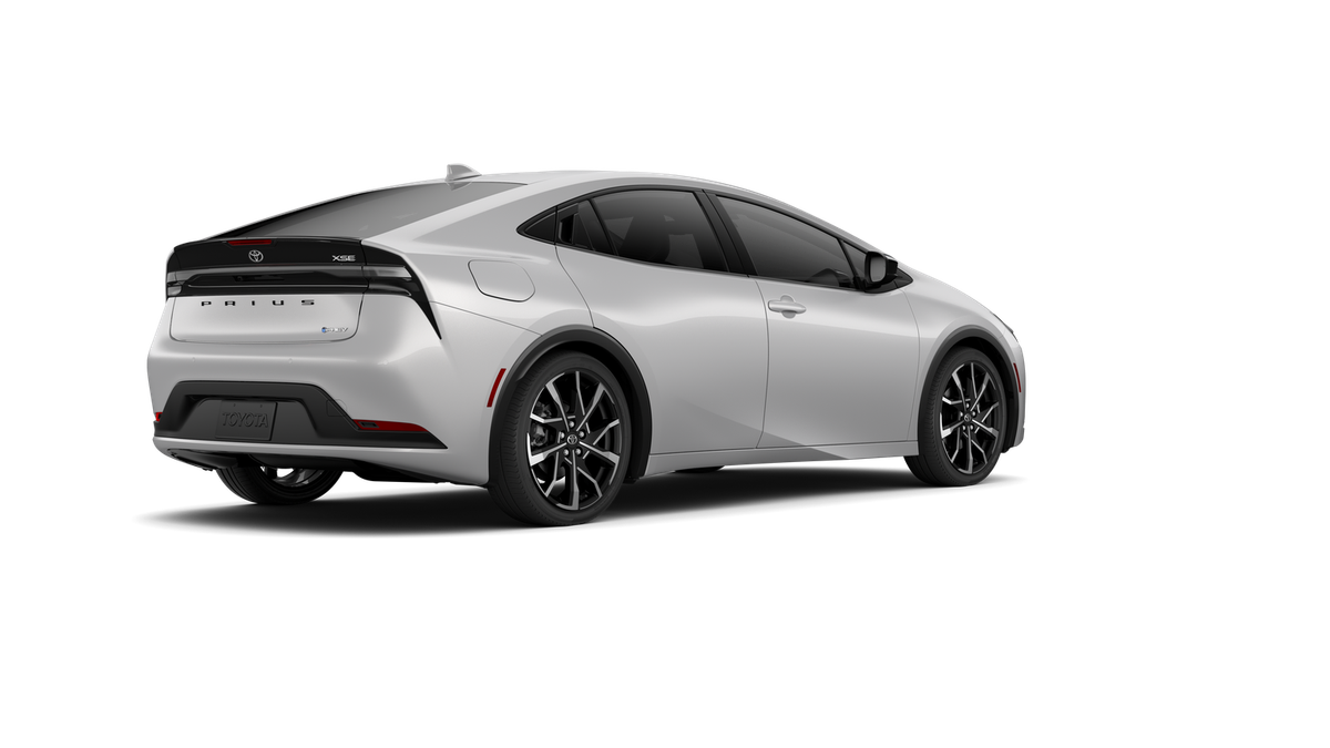 2027 Toyota Prius Plug-in Hybrid XSE