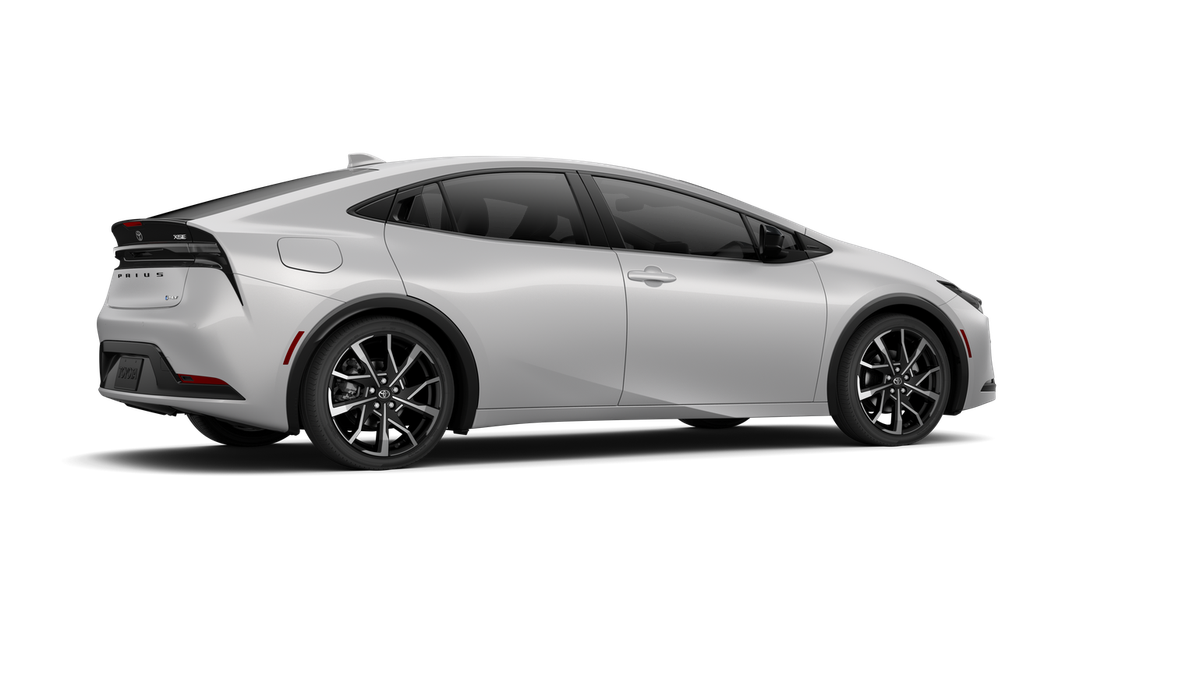 2027 Toyota Prius Plug-in Hybrid XSE