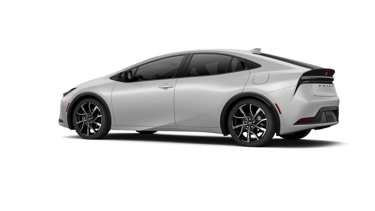 2027 Toyota Prius Plug-in Hybrid XSE