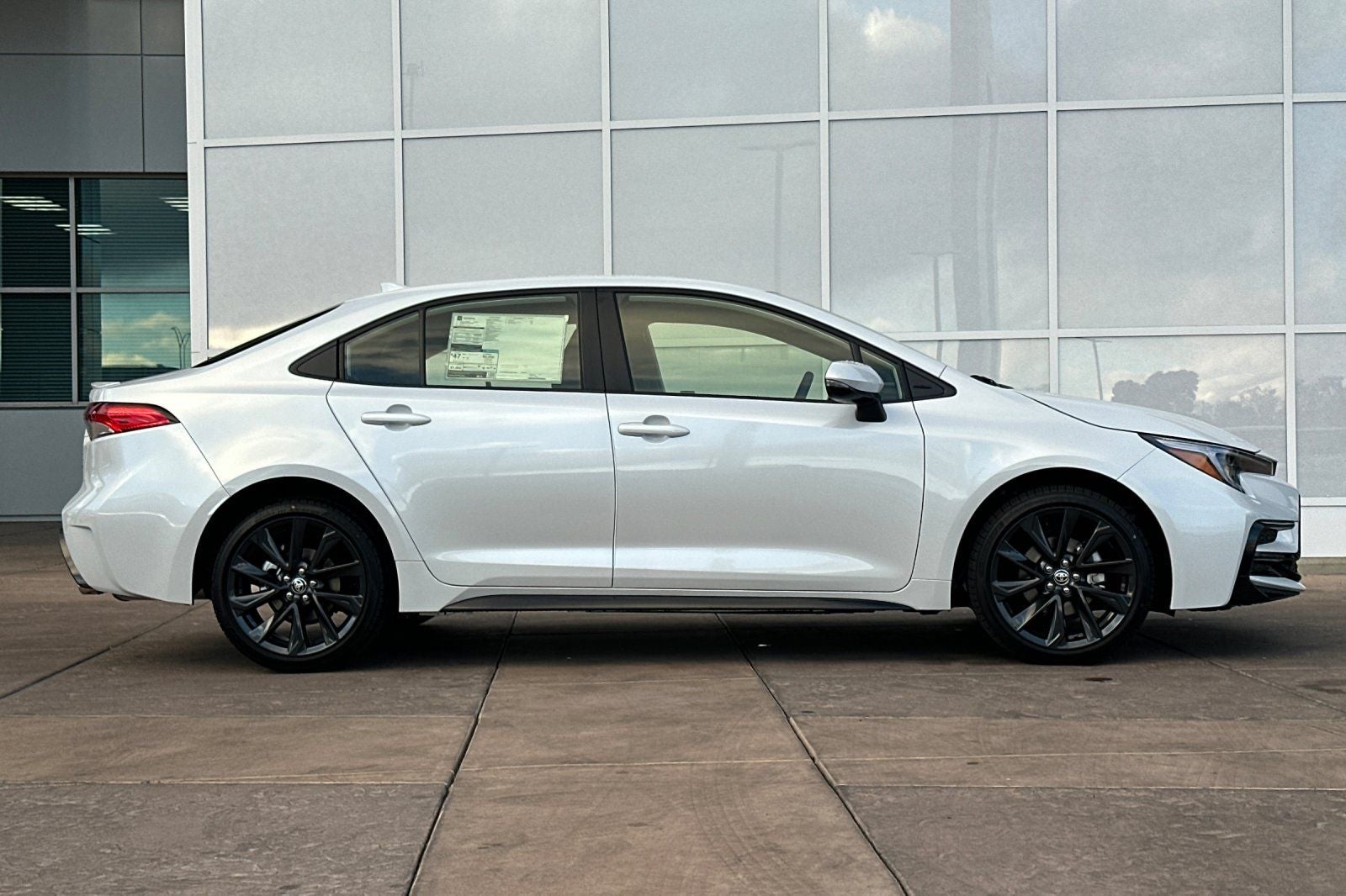 2026 Toyota Corolla Hybrid SE