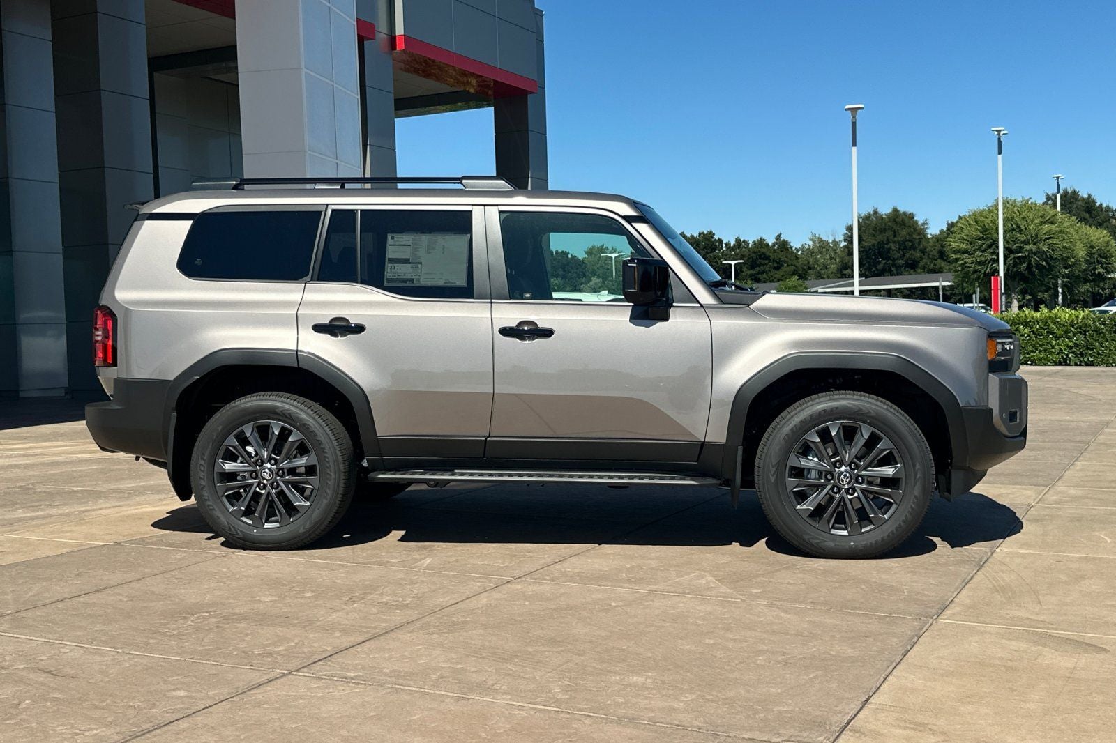2027 Toyota Land Cruiser Base