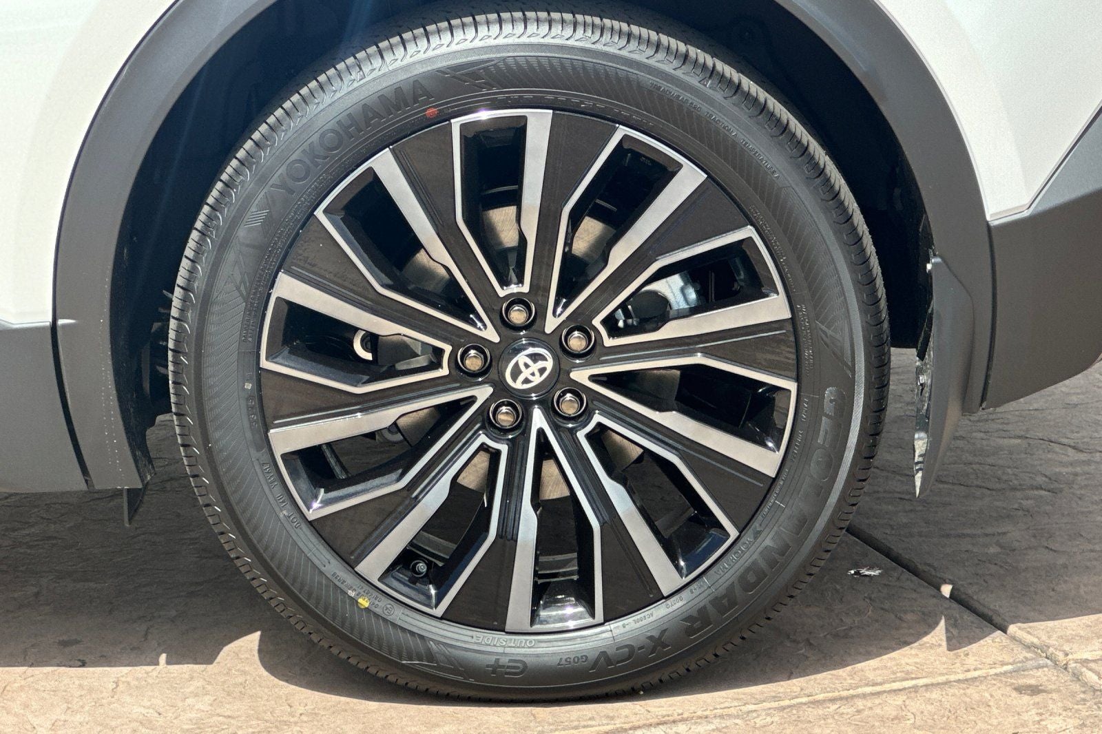 2026 Toyota C-HR XSE