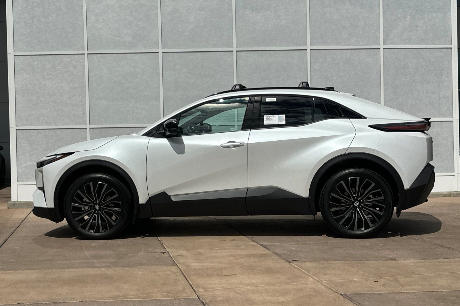2026 Toyota C-HR XSE
