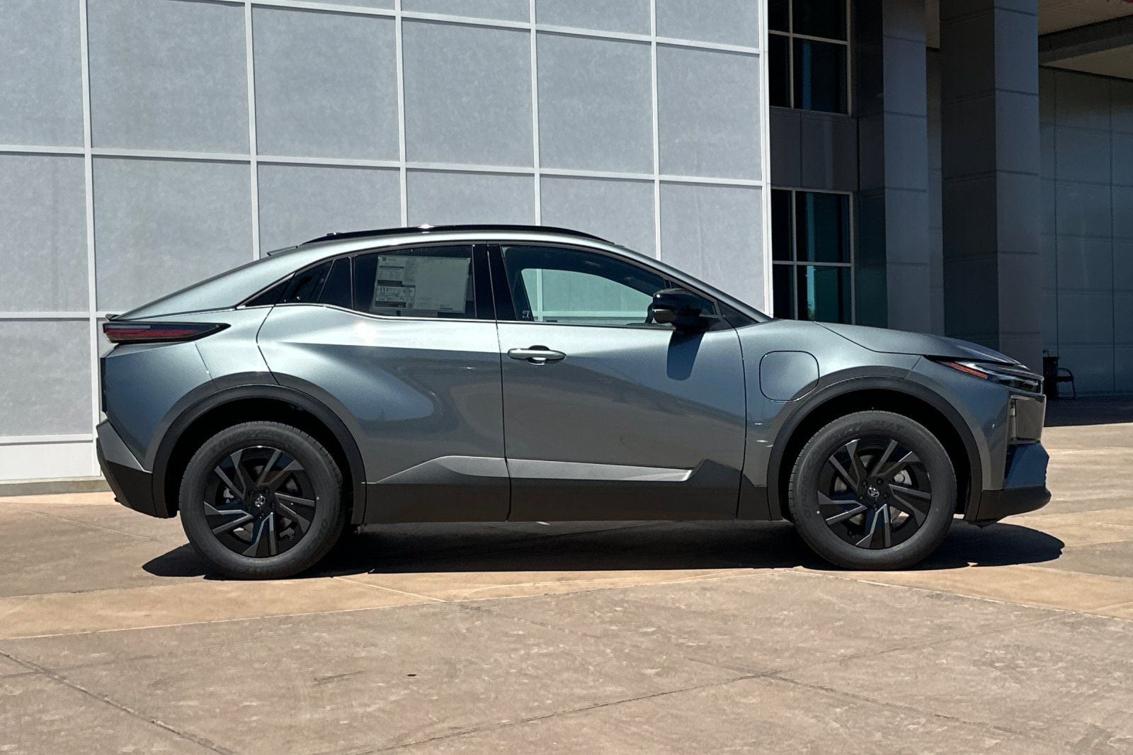 2026 Toyota C-HR SE