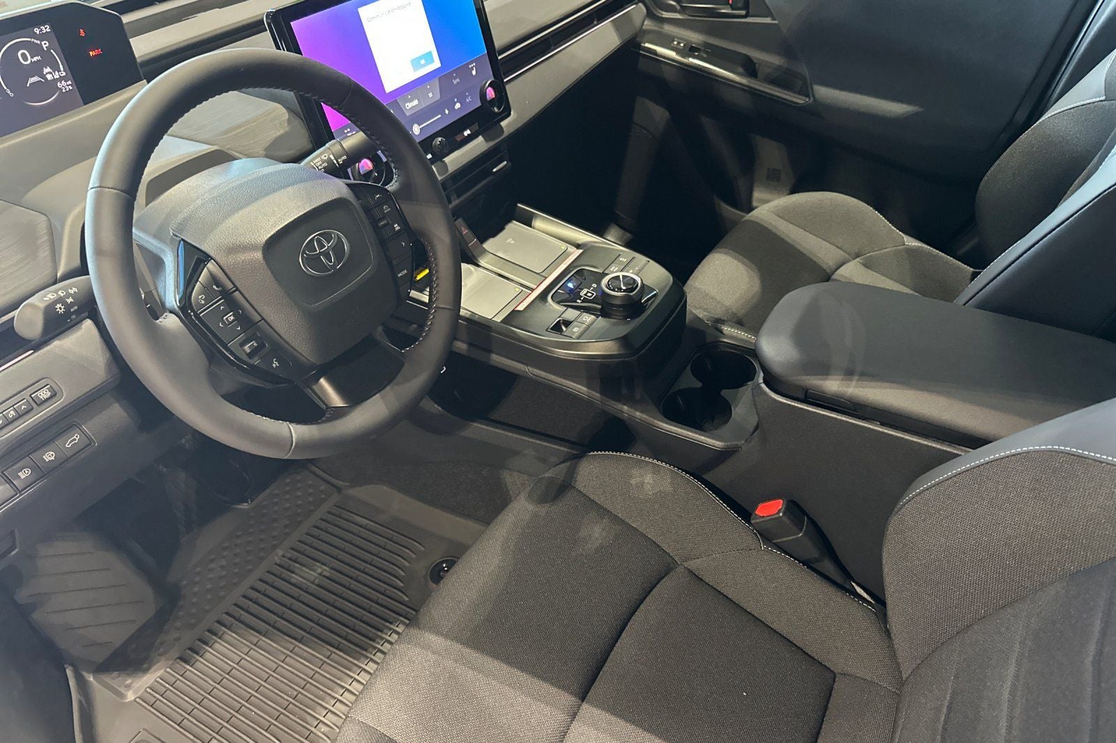 2026 Toyota C-HR SE