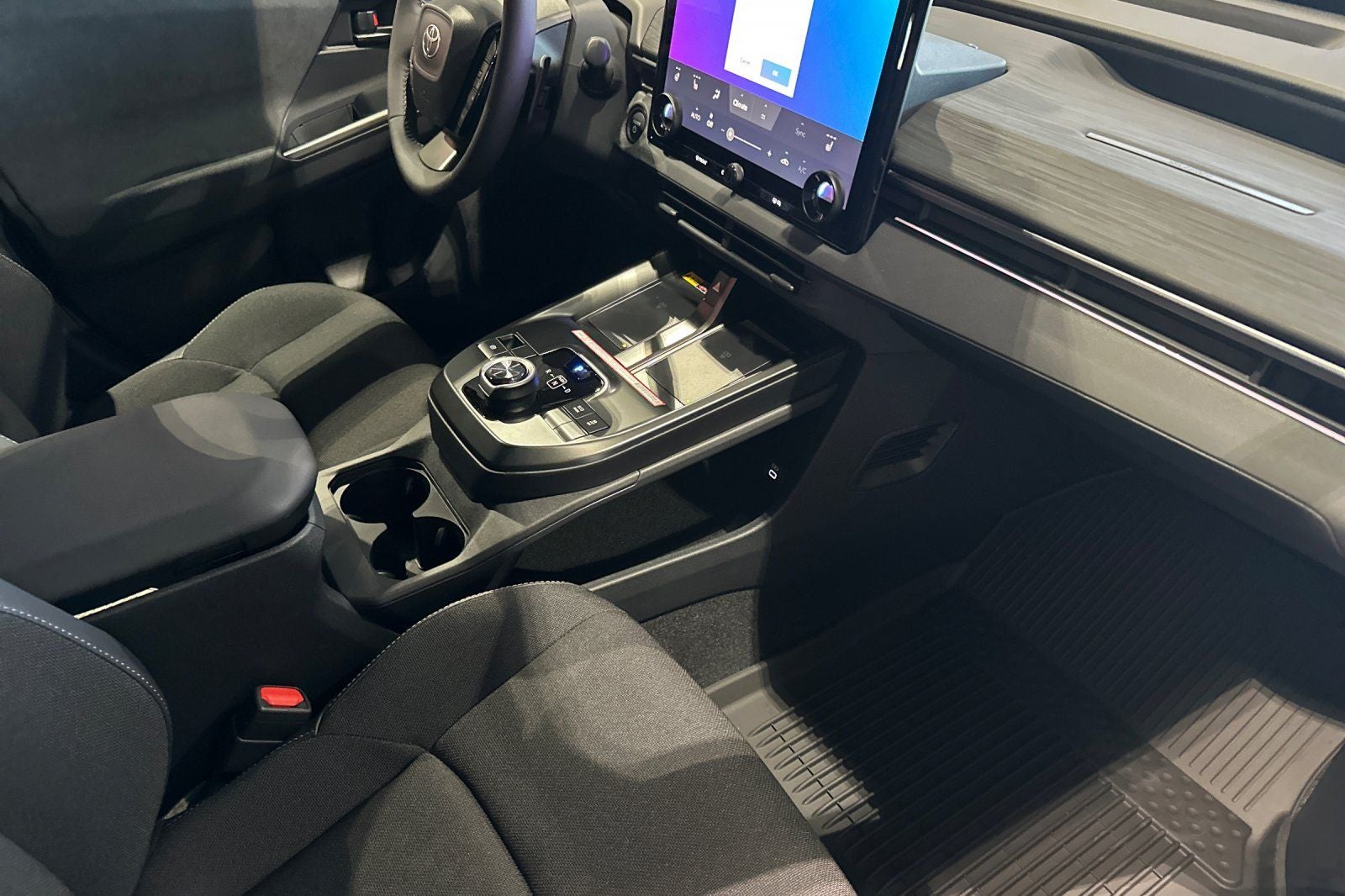 2026 Toyota C-HR SE