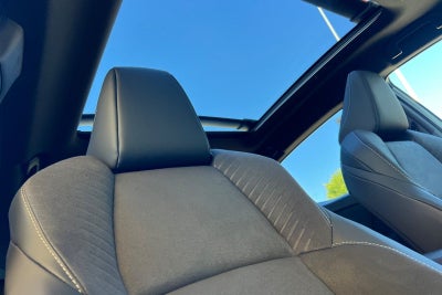 2026 Toyota C-HR XSE