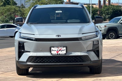 2027 Toyota C-HR SE
