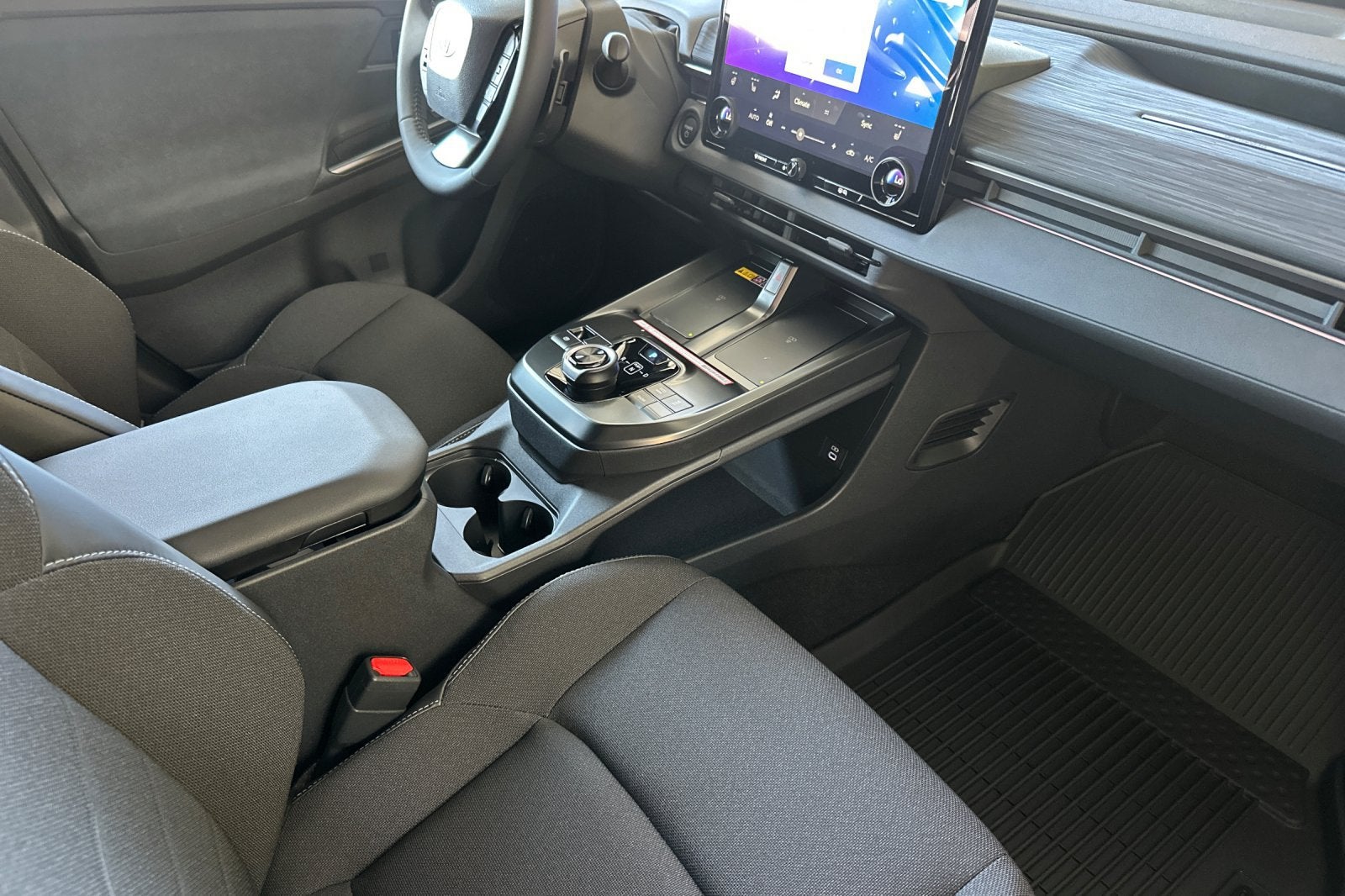 2027 Toyota C-HR SE