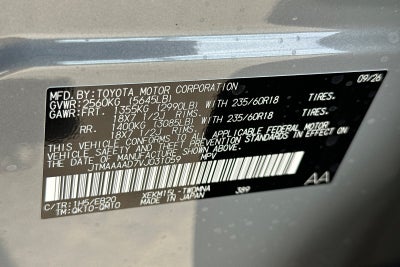 2027 Toyota C-HR SE