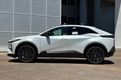 2026 Toyota C-HR XSE
