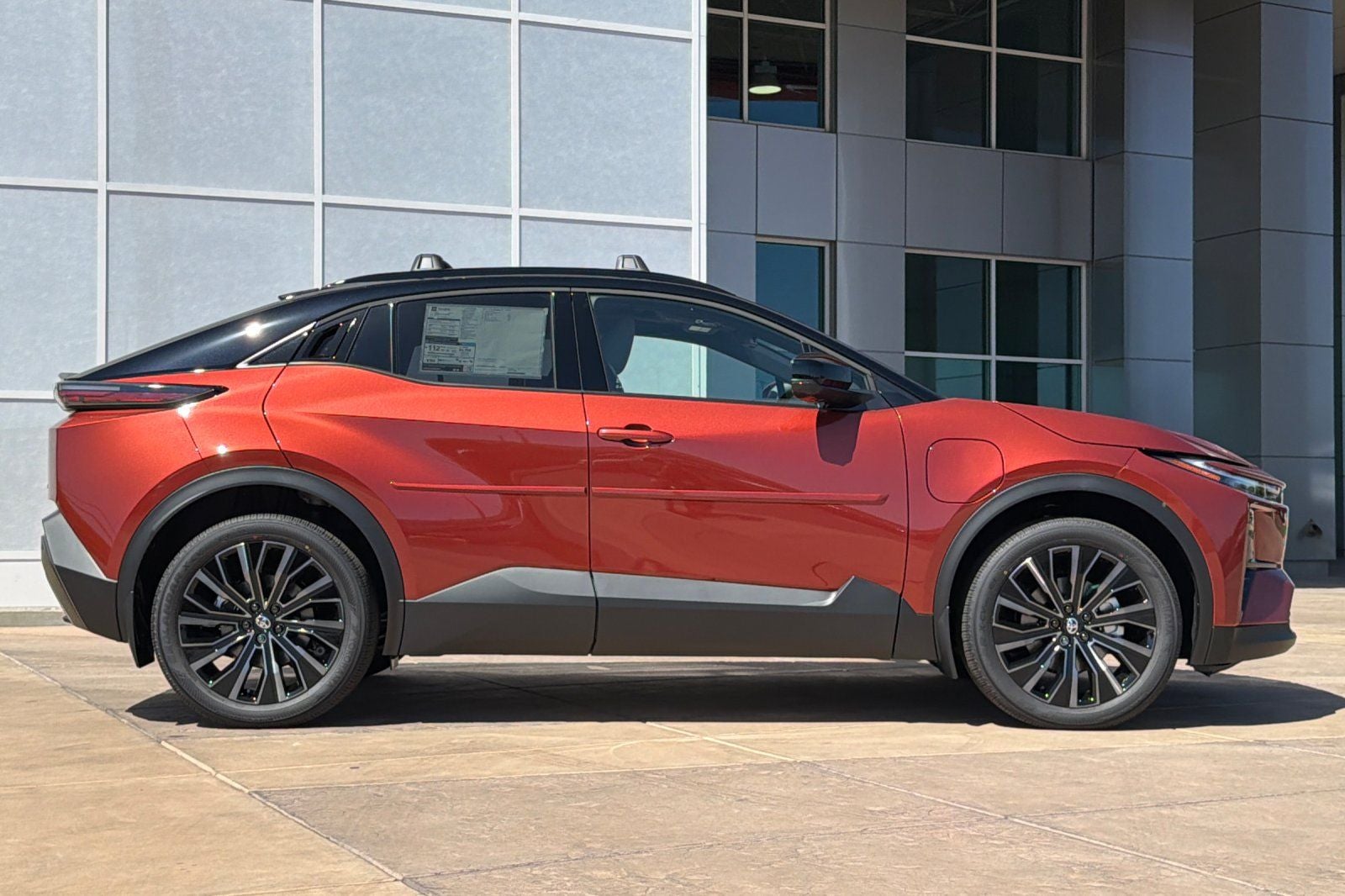 2026 Toyota C-HR XSE