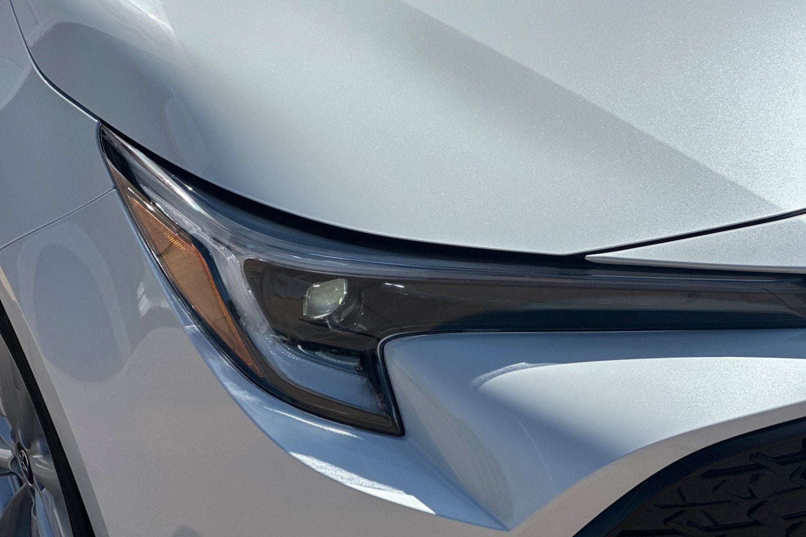 2027 Toyota Corolla Hatchback SE