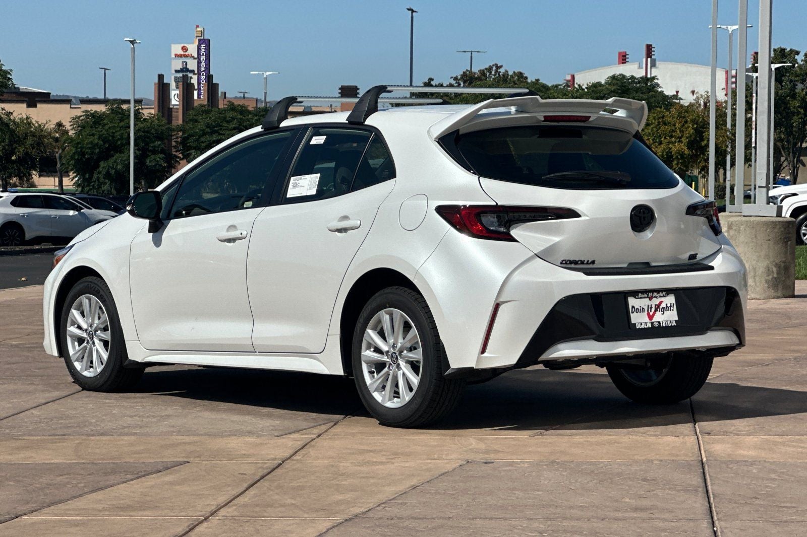 2027 Toyota Corolla Hatchback SE
