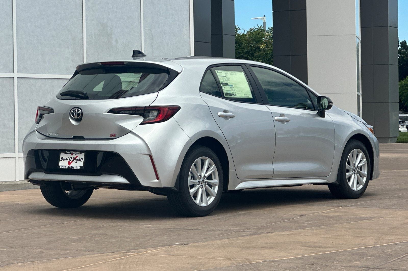 2026 Toyota Corolla Hatchback SE