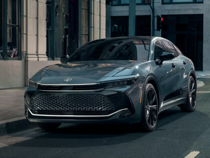 2026 Toyota Crown Limited Exterior