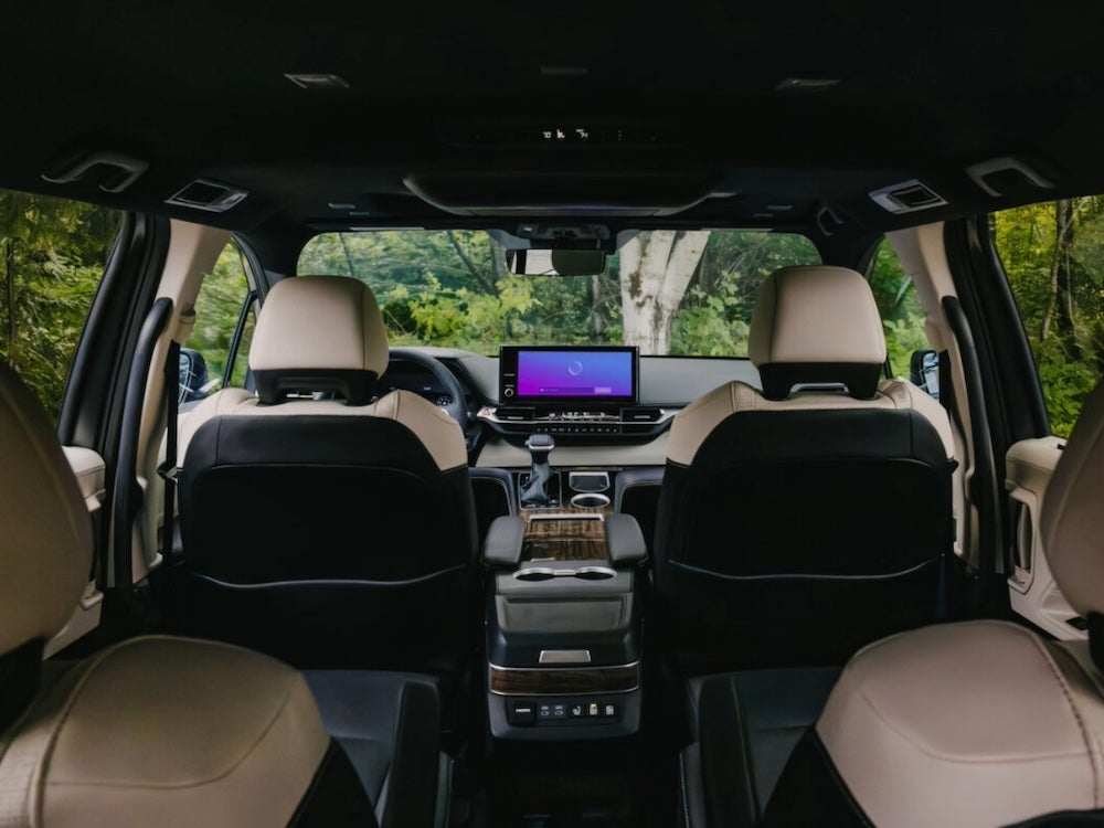 2025 Toyota Sienna Platinum